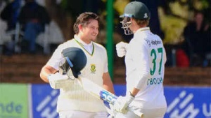 Teenage Sensation Lhuan-dre Pretorius, 19, Smashes 48-Year-Old Record to Become Youngest to Score 150 in Test History