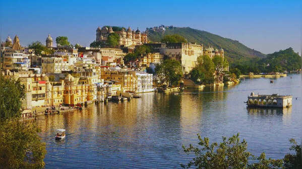 A panoramic view of Udaipur's famous Lake Palace.