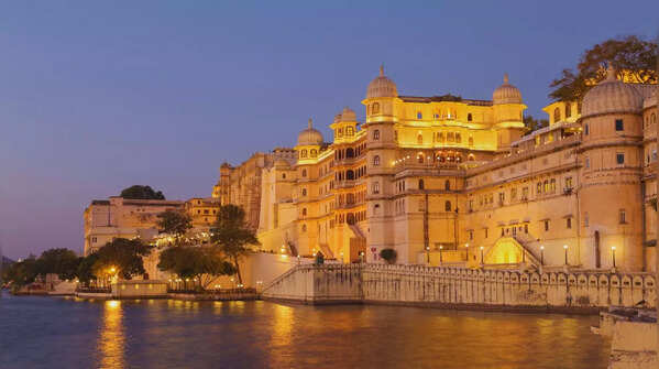 A mesmerizing view of Udaipur, the city of lakes.